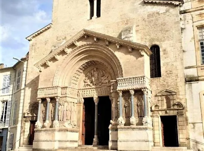 L\'Appart De L\'Hotel De Ville